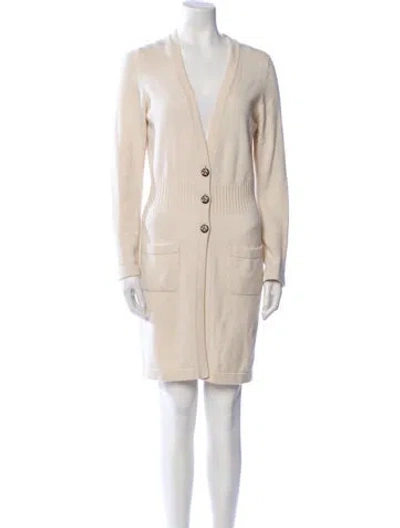 Pre-owned Chanel Vintage 2010 Sweater In Neutral
