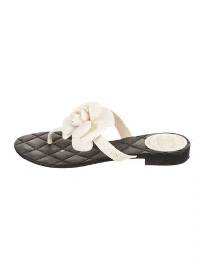 Pre-owned Chanel Vintage 2011 Flip Flops In White