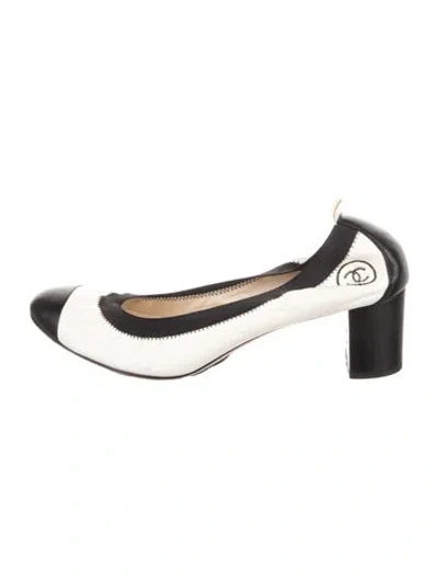 Pre-owned Chanel Vintage 2011 Slingback Pumps
