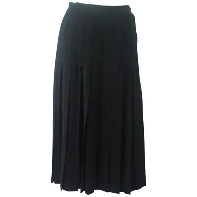 Pre-owned Chanel Vintage Black Silk Pleated Skirt - 38