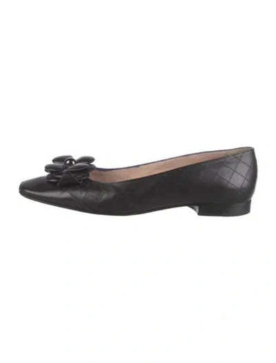 Pre-owned Chanel Vintage Camellia Accent Ballet Flats In Black
