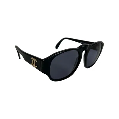 Pre-owned Chanel Vintage Cc Logo Sunglasses In Black