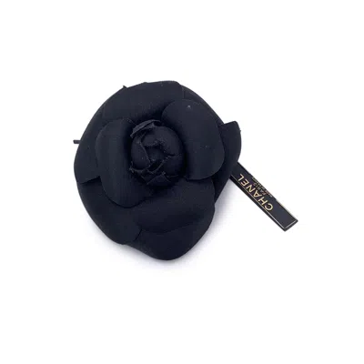 Pre-owned Chanel Vintage Cloth Brooch Camelia In Black