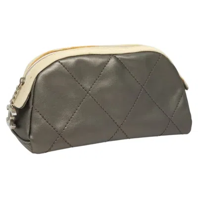 Pre-owned Chanel Vintage Clutch Leather Gray Leather Clutche & Pouche Bag ()