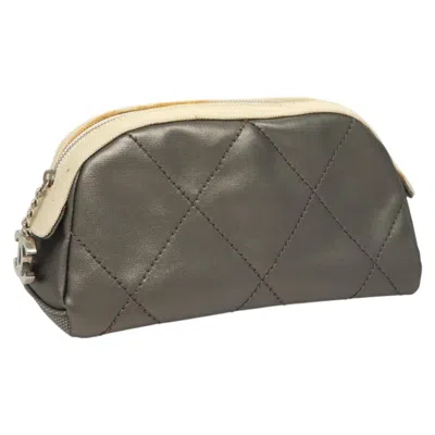 Pre-owned Chanel Vintage Clutch Leather Gray Leather Clutche & Pouche Bag ()