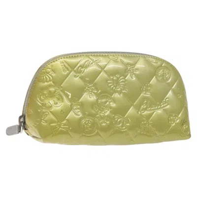 Pre-owned Chanel Vintage Clutch Pleated Leather Patent_leather Clutche & Pouche Bag () In Gold