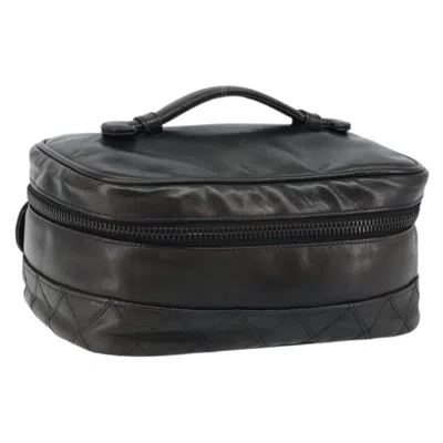 Pre-owned Chanel Vintage Cosmetic Case Lambskin Black Leather Clutche & Pouche Bag ()
