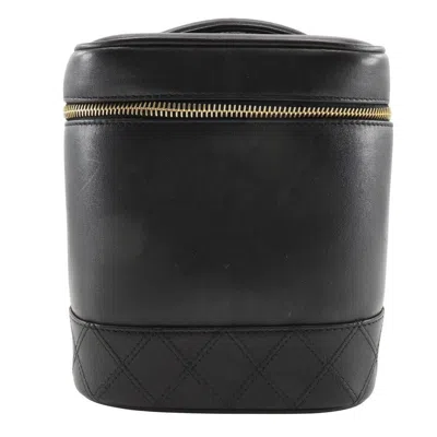 Pre-owned Chanel Vintage Cosmetic Case Leather Black Leather Clutche & Pouche Bag ()