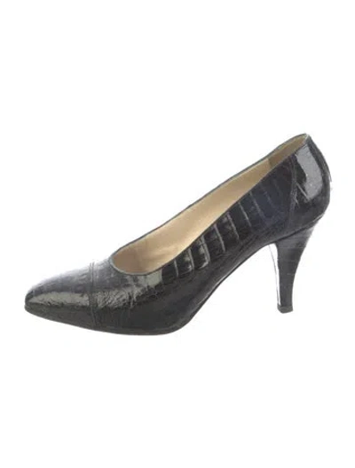 Pre-owned Chanel Vintage Crocodile Pumps In Black