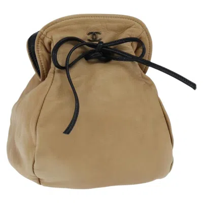 Pre-owned Chanel Vintage Drawstring Pouch Leather Leather Clutche & Pouche Bag () In Sand