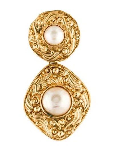 Pre-owned Chanel Vintage Faux Pearl Drop Brooch In White