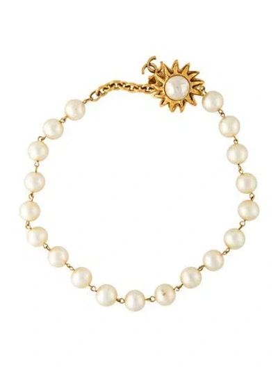 Pre-owned Chanel Vintage Faux Pearl Sun Cc Choker Necklace, 17" In Multicolor