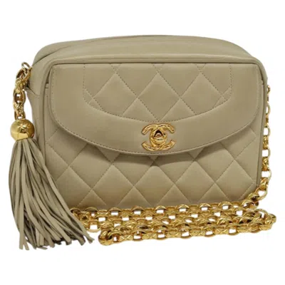 Pre-owned Chanel Vintage Front Pocket Camera Bag Quilted Lambskin Leather Shoulder Bag Bag () In Sand