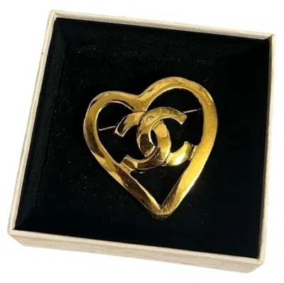 Pre-owned Chanel Vintage Gold Cc Logo Heart Brooch In Multiple