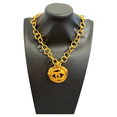 Pre-owned Chanel Vintage Gold Cc Medallion Chunky Chain Necklace In Multiple