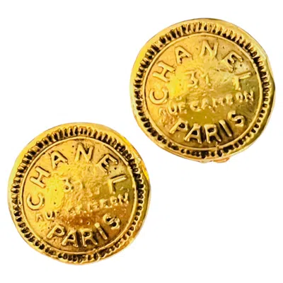 Pre-owned Chanel Vintage Gold Iconic 31 Rue Cambon Paris Round Button Relief Earrings In Multiple