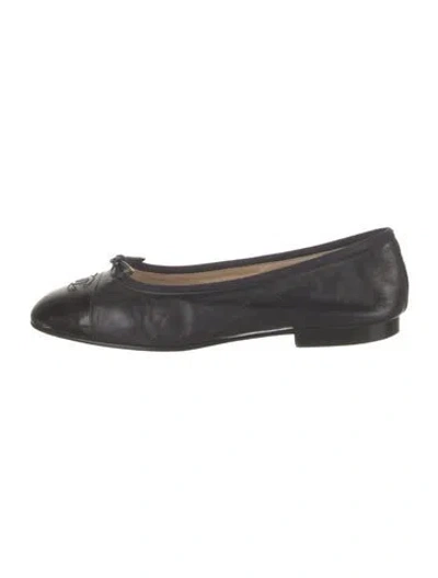 Pre-owned Chanel Vintage Interlocking Cc Logo Ballet Flats In Black