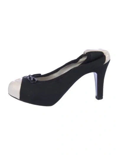Pre-owned Chanel Vintage Interlocking Cc Logo Mules In Black