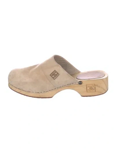 Pre-owned Chanel Vintage Interlocking Cc Logo Mules In Neutral