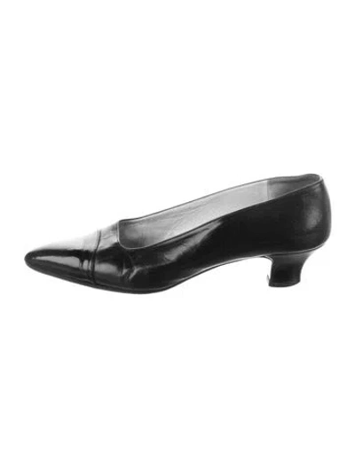 Pre-owned Chanel Vintage Interlocking Cc Logo Pumps In Black