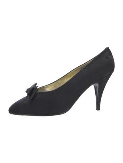Pre-owned Chanel Vintage Interlocking Cc Logo Pumps In Black