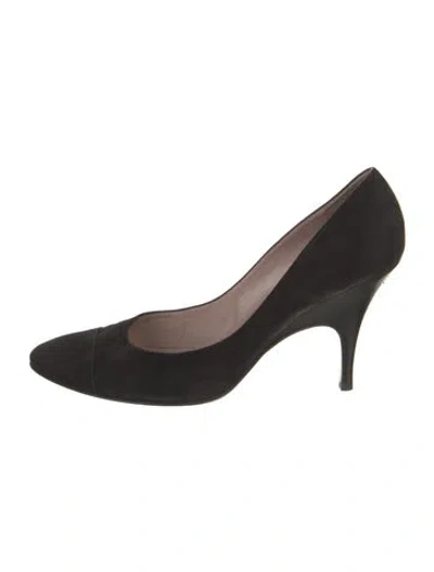 Pre-owned Chanel Vintage Interlocking Cc Logo Pumps In Black