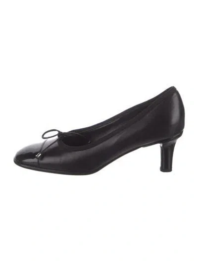 Pre-owned Chanel Vintage Interlocking Cc Logo Pumps In Multi