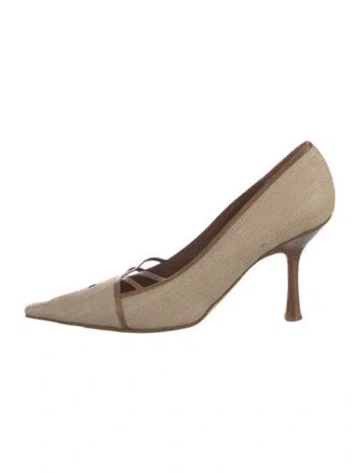 Pre-owned Chanel Vintage Interlocking Cc Logo Pumps In Neutral