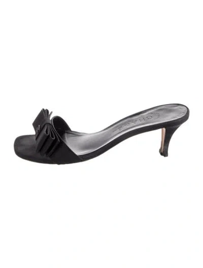Pre-owned Chanel Vintage Interlocking Cc Logo Slides In Black