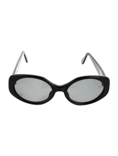 Pre-owned Chanel Vintage Interlocking Cc Logo Sunglasses In Black