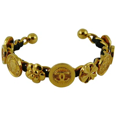 Pre-owned Chanel Vintage Interwoven Gold Toned Chain & Black Leather Coin Rigid Bracelet