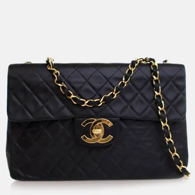 Pre-owned Chanel Vintage Maxi Lambskin Single Flap Bag In Black