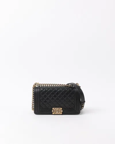Pre-owned Chanel Vintage Medium Boy Bag In Black