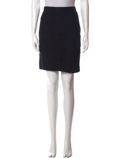 Pre-owned Chanel Vintage Mini Skirt In Black