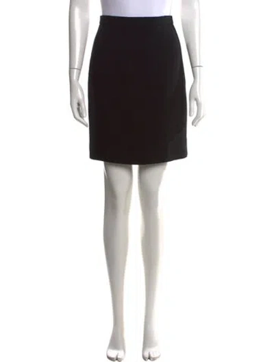 Pre-owned Chanel Vintage Mini Skirt In Black