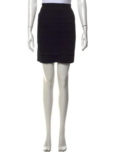 Pre-owned Chanel Vintage Mini Skirt In Black