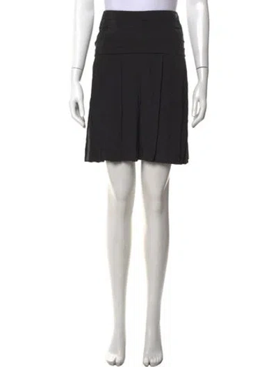 Pre-owned Chanel Vintage Mini Skirt In Black