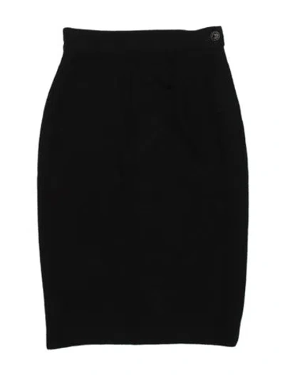 Pre-owned Chanel Vintage Mini Skirt In Black
