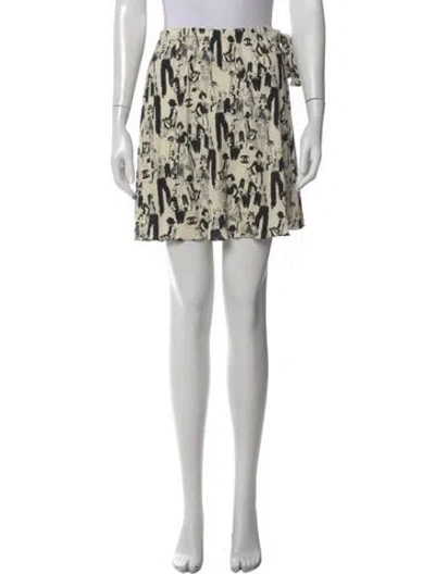 Pre-owned Chanel Vintage Mini Skirt In White