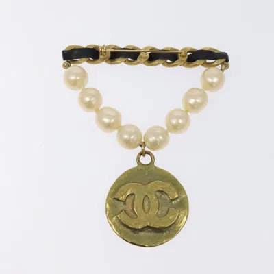 Pre-owned Chanel Vintage Round Cc Brooch Textu Metal Metal Brooch Jewelry () In Gold