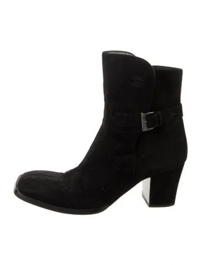 Pre-owned Chanel Vintage Suede Boots In Black