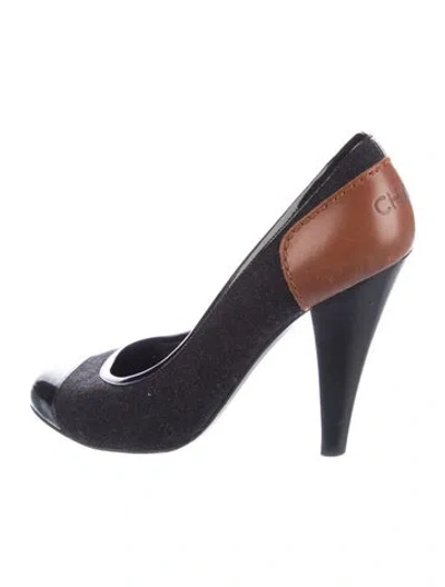 Pre-owned Chanel Vintage Wool Pumps In Black