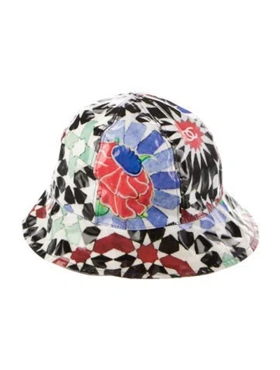 Pre-owned Chanel Vinyl Bucket Hat In White