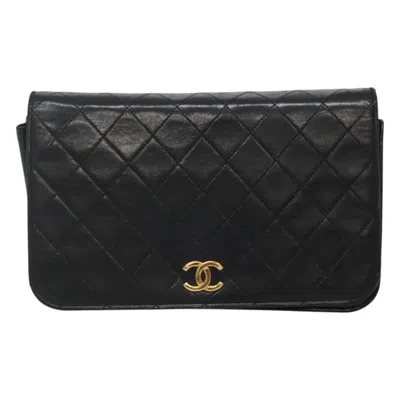 Pre-owned Chanel Wallet On Chain Black Leather Shoulder Bag ()
