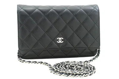 Pre-owned Chanel Wallet On Chain Black Leather Shoulder Bag ()