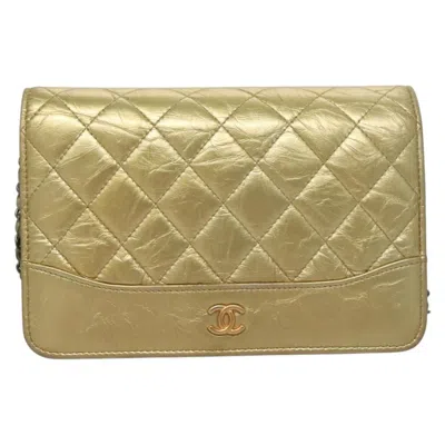 Pre-owned Chanel Wallet On Chain Leather Wallet () In Gold