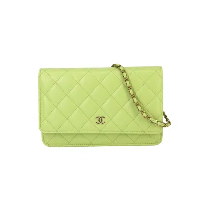 Pre-owned Chanel Wallet On Chain Leather Wallet () In Green