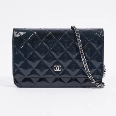 Pre-owned Chanel Wallet On Chain Midnight Patent Leather In Black