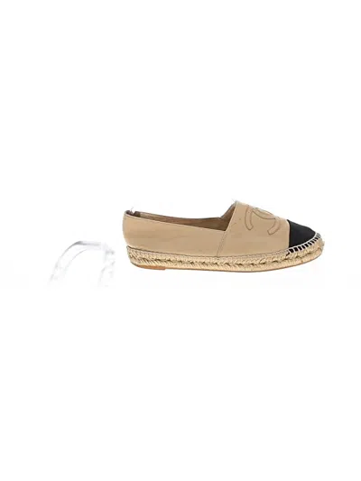 Pre-owned Chanel Wedges In Tan