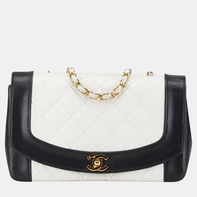 Pre-owned Chanel White Black Bicolor Lambskin Matelasse 25 Coco Mark Diana Chain Shoulder Bag